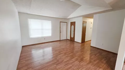 5784 S Michigan Ave, Springfield, MO 65810 photo 3