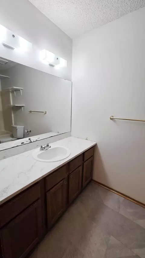 5784 S Michigan Ave, Springfield, MO 65810 photo 10