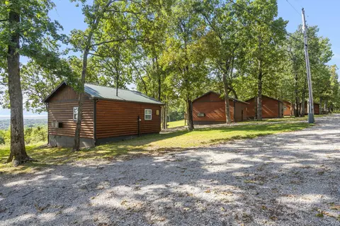Exterior - 31 Woodcliff Rd #31, Shell Knob, MO 65747 photo 4 of 8