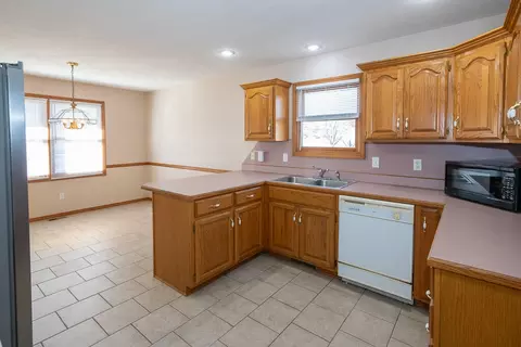 5645 S Jefferson Ave, Springfield, MO 65810 photo 11