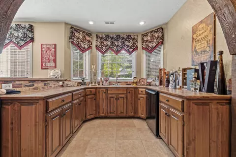 Other - 3094 W Cedarbluff Dr, Springfield, MO 65810 photo 11 of 18