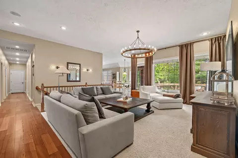 Living - 3094 W Cedarbluff Dr, Springfield, MO 65810 photo 1 of 6