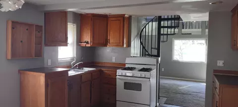 636 S Warren Ave, Springfield, MO 65802 photo 5