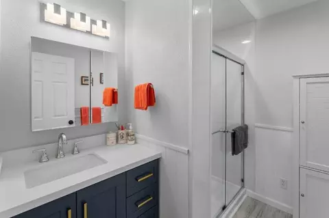 Bath - 78 Cozy Cove Rd #45, Branson, MO 65616 photo 1 of 3