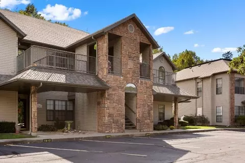 Exterior - 78 Cozy Cove Rd #45, Branson, MO 65616 photo 4 of 6
