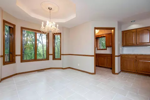 Dining - 3879 N Williams Ct, Springfield, MO 65803 photo 1 of 1