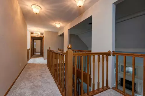 Entry Way - 3879 N Williams Ct, Springfield, MO 65803 photo 4 of 5
