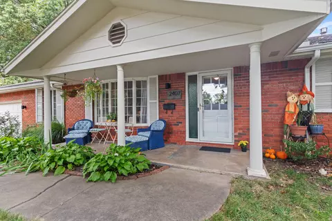 2407 E Bancroft St, Springfield, MO 65804 photo 4