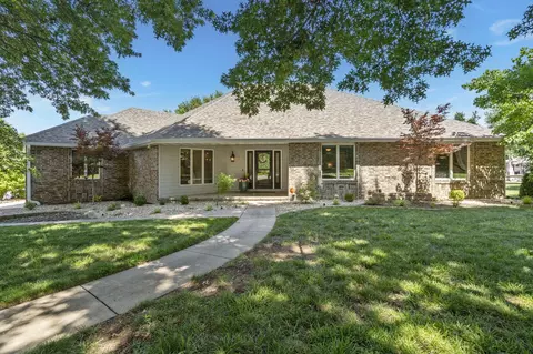 1320 S Raintree Pl, Springfield, MO 65809 photo 38