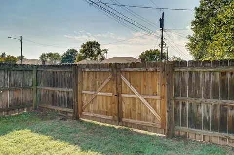 1142 W Maplewood St, Springfield, MO 65807 photo 37