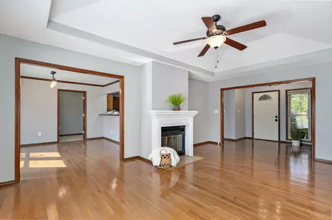 1142 W Maplewood St, Springfield, MO 65807 photo 9