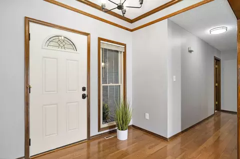 1142 W Maplewood St, Springfield, MO 65807 photo 6