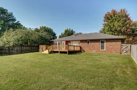 1142 W Maplewood St, Springfield, MO 65807 photo 34