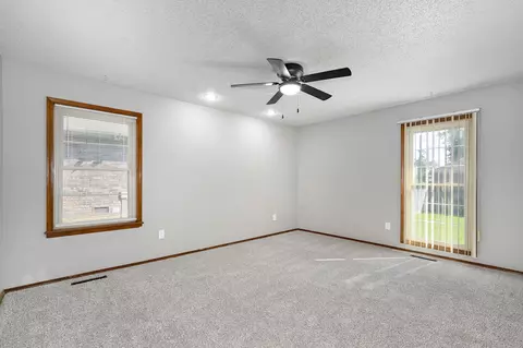 1142 W Maplewood St, Springfield, MO 65807 photo 18