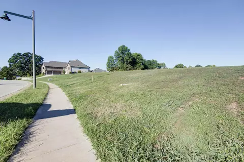 3240 W Bluffview St, Springfield, MO 65810 photo 19