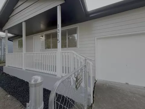 1315 S Newton Ave, Springfield, MO 65807 photo 4