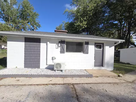 668 S Warren Ave, Springfield, MO 65802