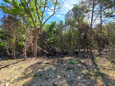 11111 Tall Oaks, Pittsburg, MO 65724