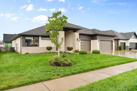 711 N Greer Ave, Nixa, MO 65714 photo 3