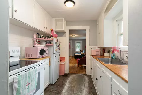 227 W Portland St, Springfield, MO 65807 photo 9