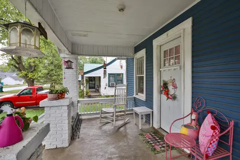 227 W Portland St, Springfield, MO 65807 photo 4