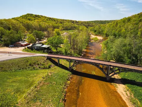 000 14 Hwy, Dora, MO 65637