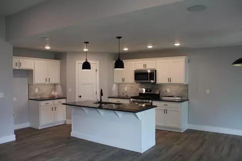 1102 S Swift, Ozark, MO 65721 photo 4