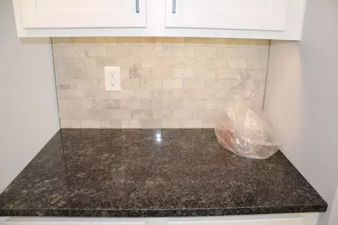 1102 S Swift, Ozark, MO 65721 photo 6