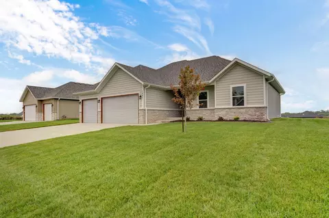 1441 N Collins Dr, Republic, MO 65738 photo 3