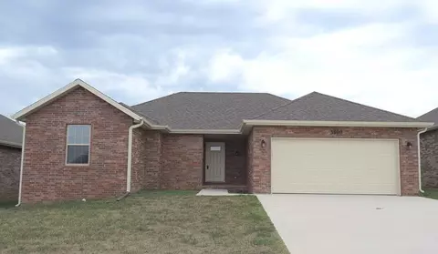 3800 W Riley St, Bolivar, MO 65613