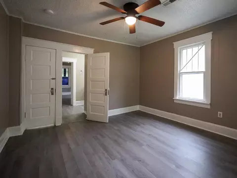 742 S Douglas Ave, Springfield, MO 65806 photo 9