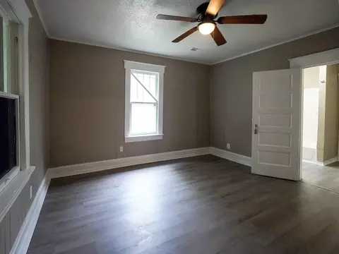 742 S Douglas Ave, Springfield, MO 65806 photo 8