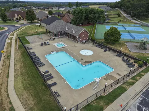 1302 W Gaslight Dr, Springfield, MO 65810 photo 14