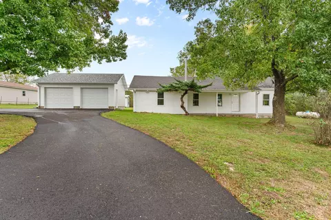 7308 N Farm Road 203, Strafford, MO 65757