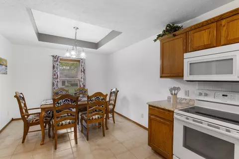 3645 W Village Ter, Springfield, MO 65810 photo 9