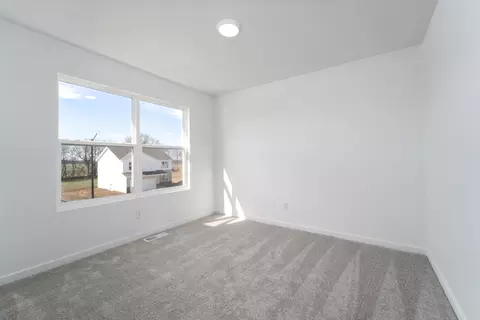 Bedroom - 5163 W Sunstruck St, Springfield, MO 65802 photo 4 of 5