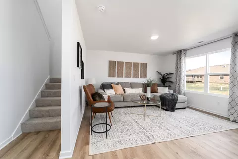 Living - 5163 W Sunstruck St, Springfield, MO 65802 photo 1 of 1
