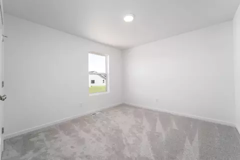 Bedroom - 5163 W Sunstruck St, Springfield, MO 65802 photo 3 of 5