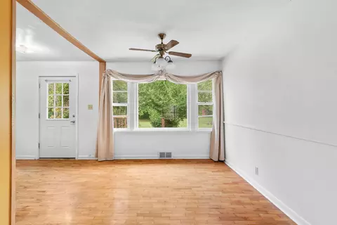 2347 E Kirkwood St, Springfield, MO 65804 photo 9