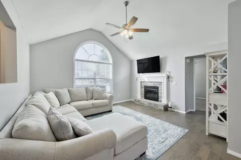 617 E Gallup Hill Rd, Nixa, MO 65714 photo 4