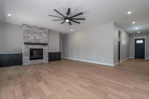 3812 W Broadmoor St, Springfield, MO 65807 photo 4