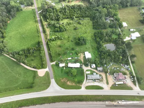 View/Area - 1045 Sycamore St, Cabool, MO 65689 photo 5 of 10
