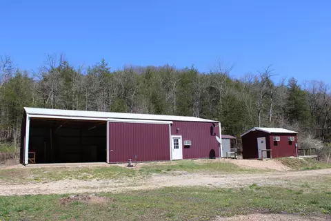 2240 Mease Dr, Reeds Spring, MO 65737