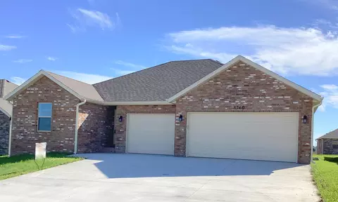 3760 W Riley St, Bolivar, MO 65613