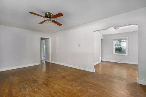 2418 E Kirkwood St, Springfield, MO 65804 photo 5