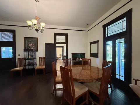 Dining - 135 S 8th St, Mammoth Spring, AR 72554 photo 1 of 4