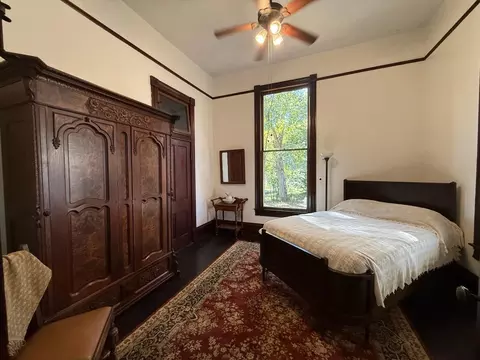 Bedroom - 135 S 8th St, Mammoth Spring, AR 72554 photo 1 of 3