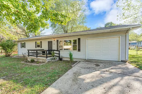 820 Joann St, Marshfield, MO 65706 photo 1