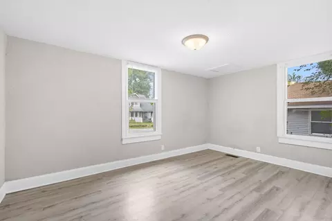2130 N Elizabeth Ave, Springfield, MO 65803 photo 8