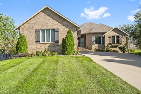 5262 S Clay Ave, Springfield, MO 65810